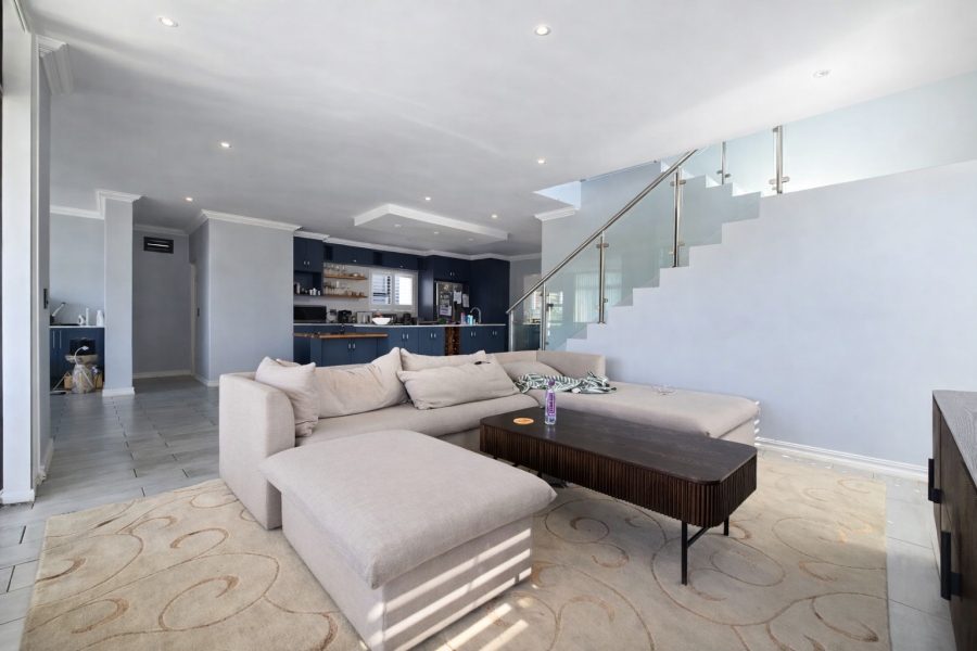 4 Bedroom Property for Sale in The Islands Estates North West